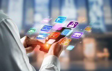 bigstock-Omni-Channel-Technology-Of-Onl-336037915